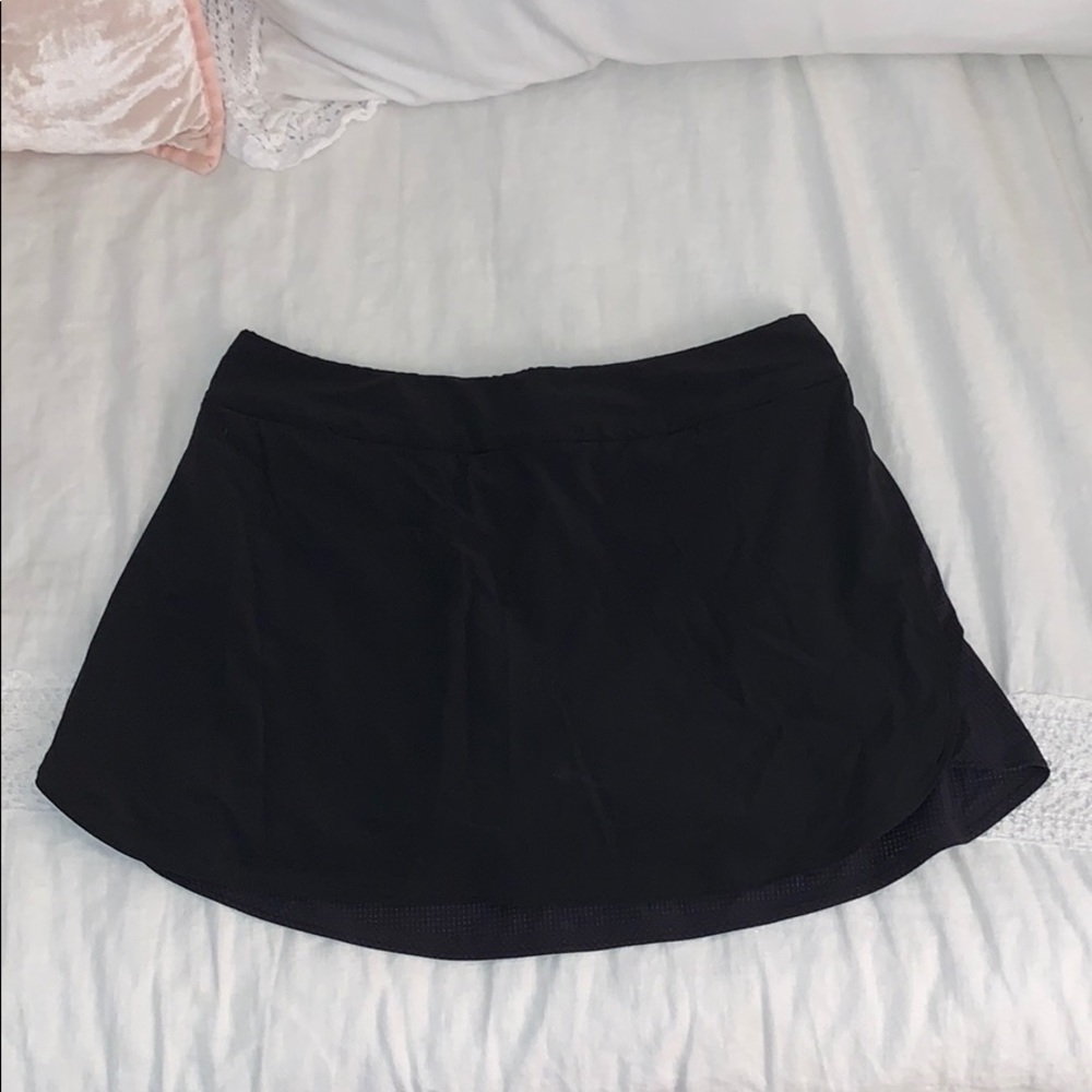 Outdoor voices exercise skort (trade)